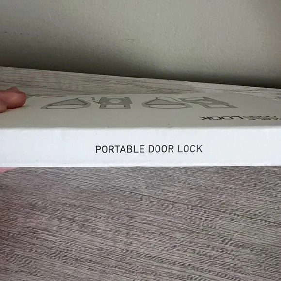 Portable Door Lock - Picture 3 of 7